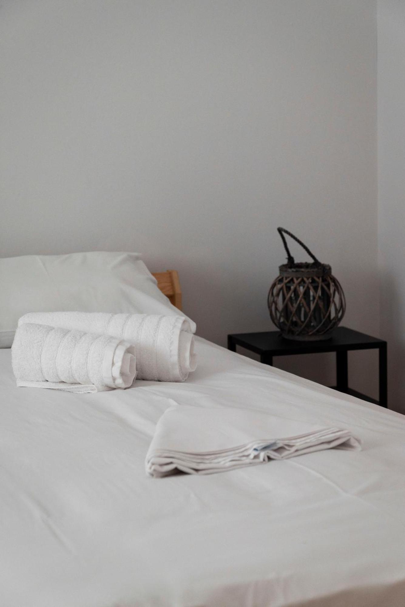 Thissio Getaway 2Ba Next To Athens Ancient Market ภายนอก รูปภาพ
