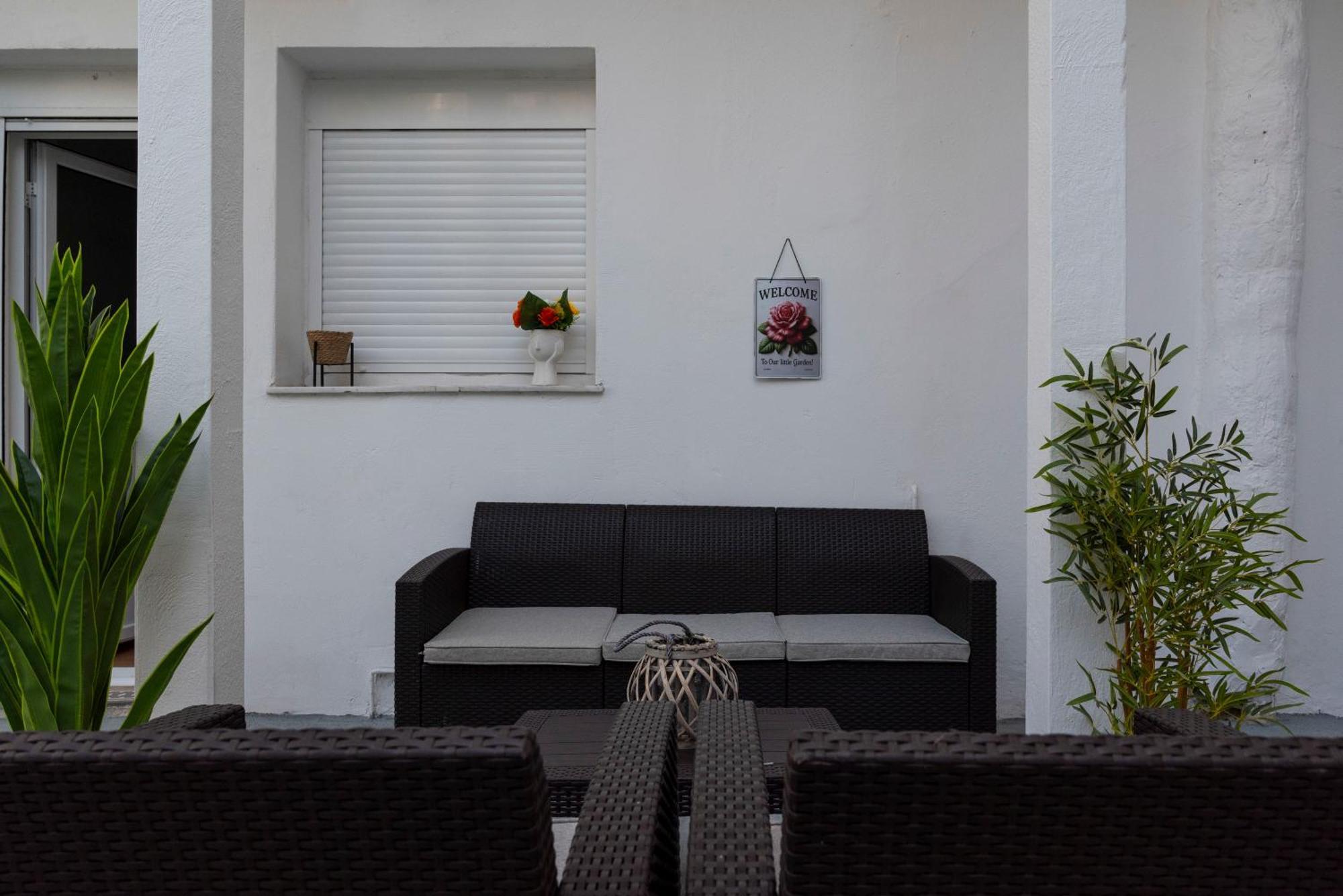 Thissio Getaway 2Ba Next To Athens Ancient Market ภายนอก รูปภาพ