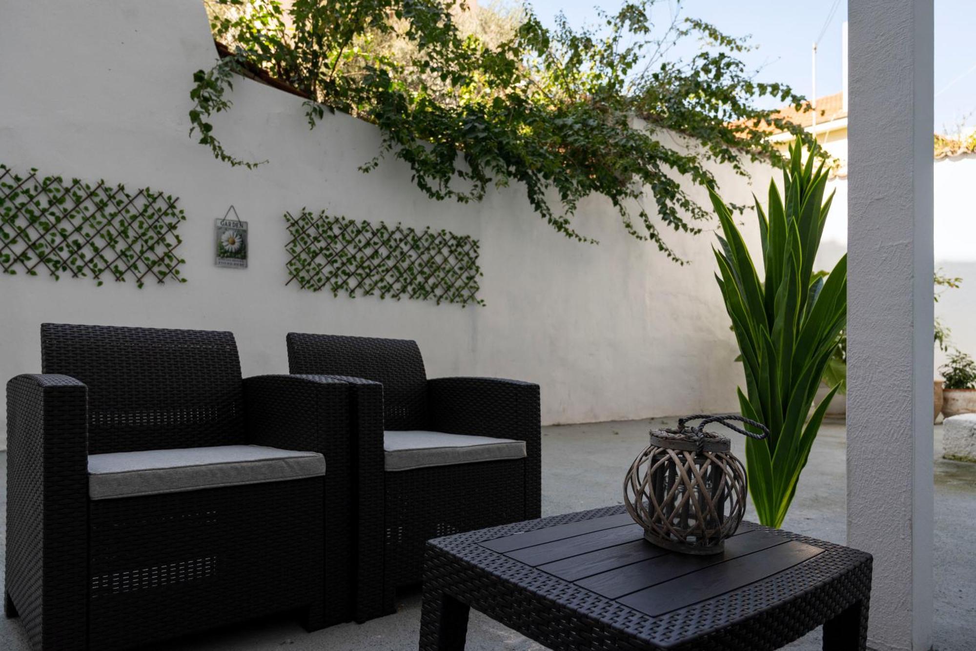 Thissio Getaway 2Ba Next To Athens Ancient Market ภายนอก รูปภาพ
