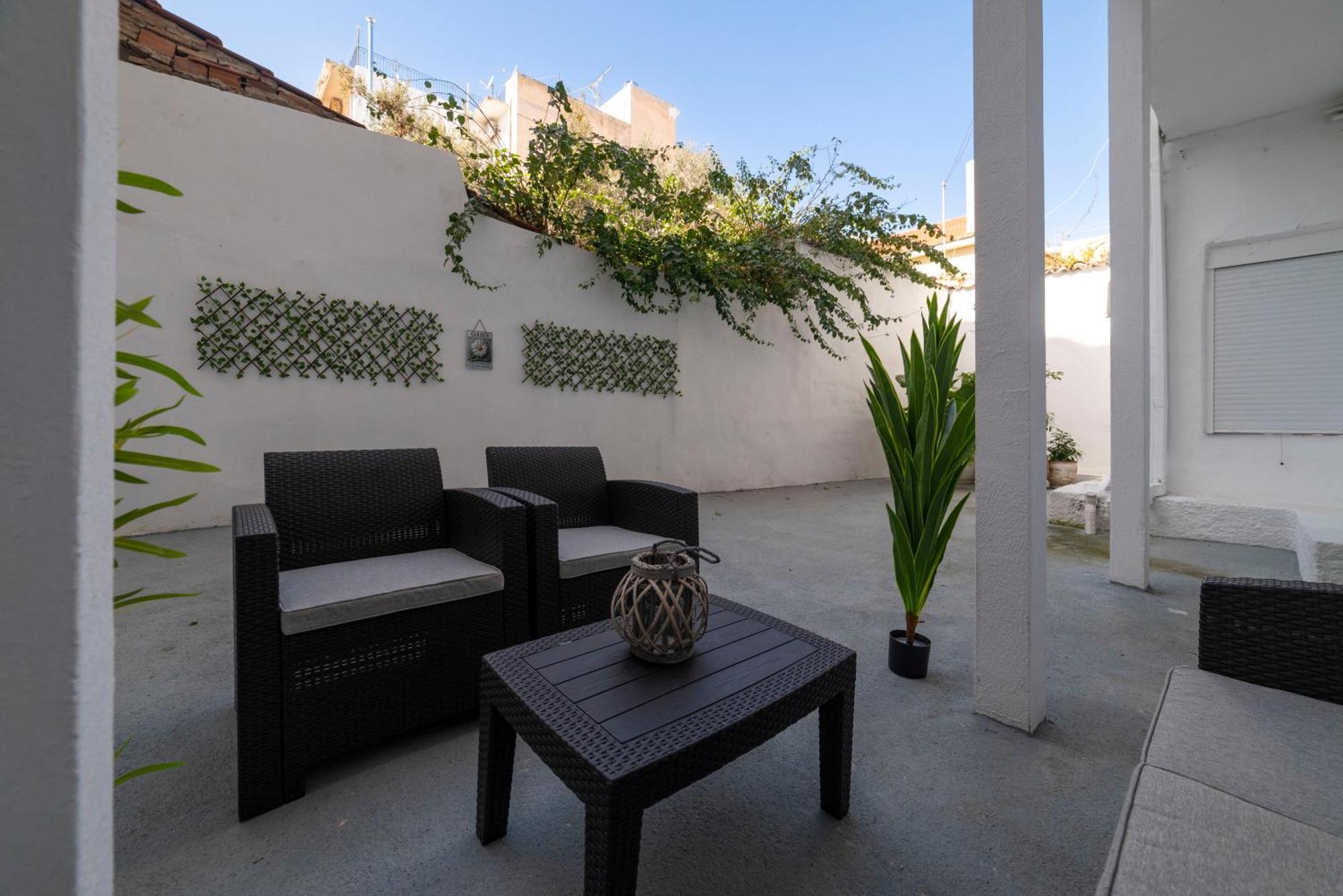 Thissio Getaway 2Ba Next To Athens Ancient Market ภายนอก รูปภาพ